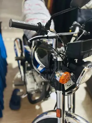 Honda CG125 Motorcycle - Classic Single Cylinder Commuter Bike