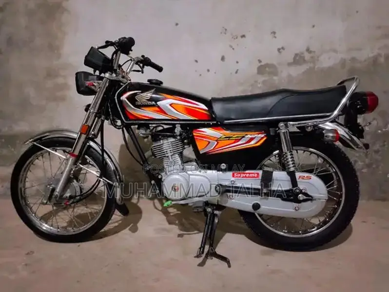 Honda 125cc Motorcycle Near-New 2022 Model Low Mileage