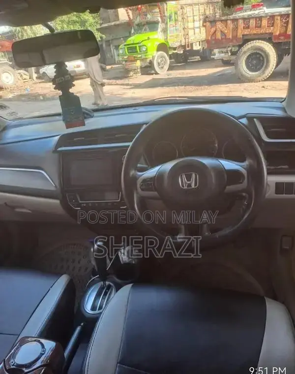 Honda BR-V Compact SUV - Versatile Urban Crossover