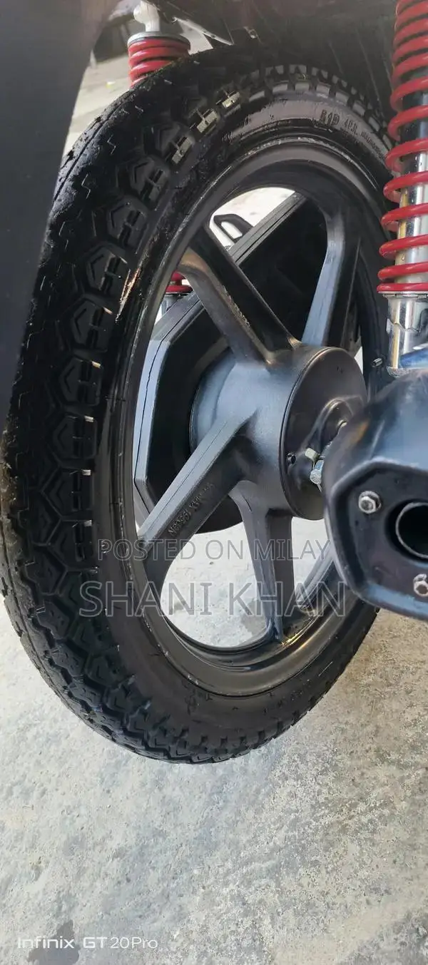 Honda CB 150F Golden Number Motorcycle