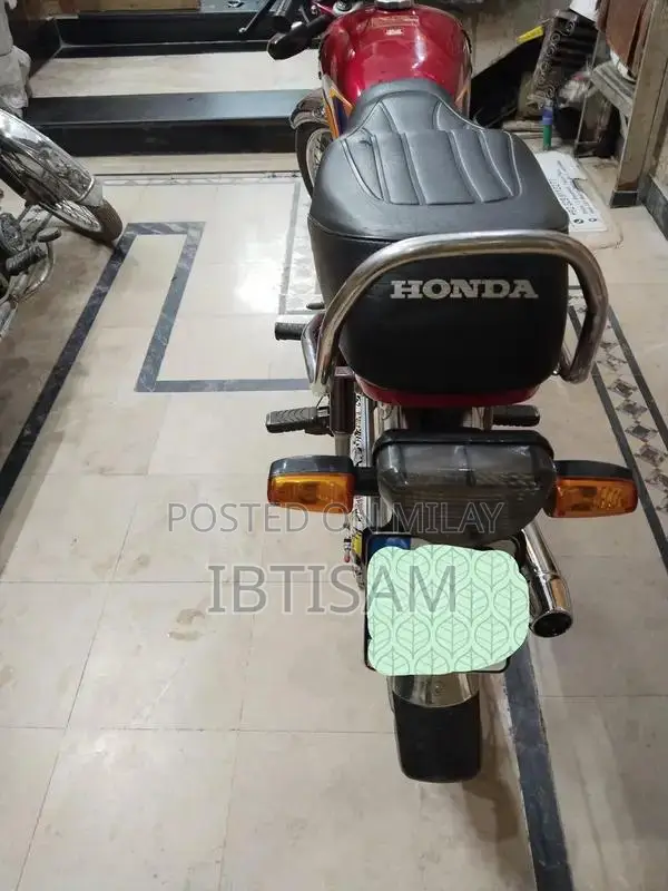 Honda CD 70 Motorcycle 2024 Model