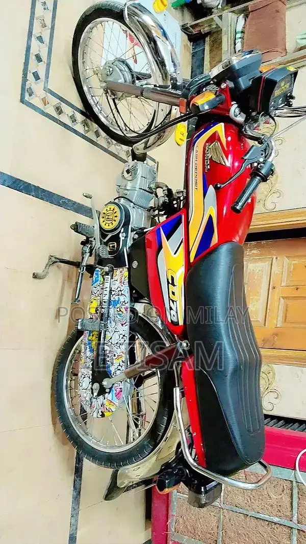 Honda CD 70 Motorcycle 2024 Model