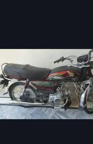 Photo - Honda CD 70 Motorcycle - Excellent Condition