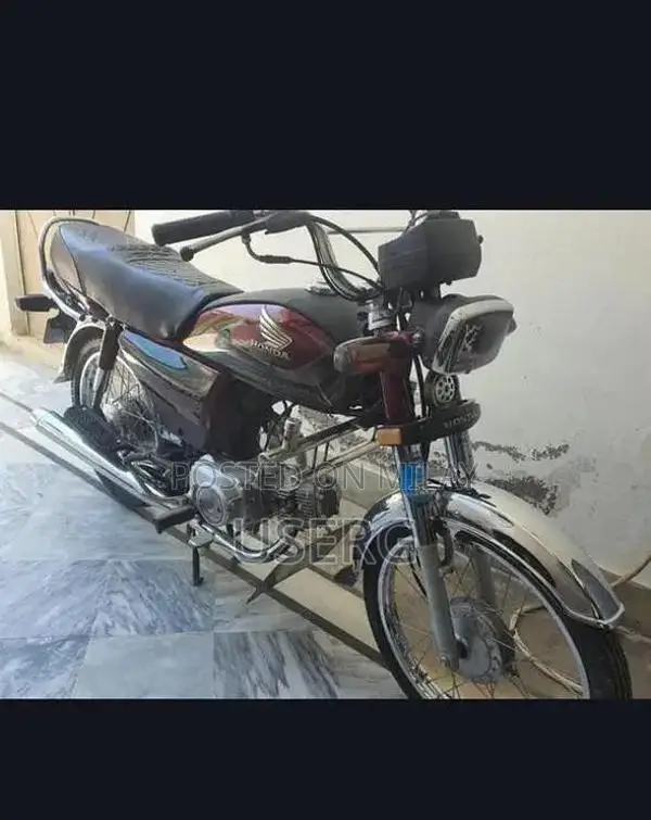 Honda CD 70 Motorcycle - Excellent Condition