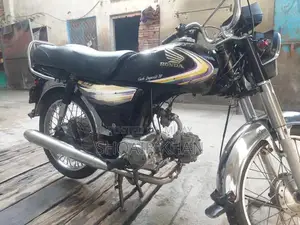 Honda CD70 Motorcycle Classic Two-Wheeler