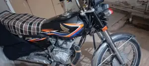 Honda CG 125 Motorcycle - Well-Maintained Reliable Commuter Bike