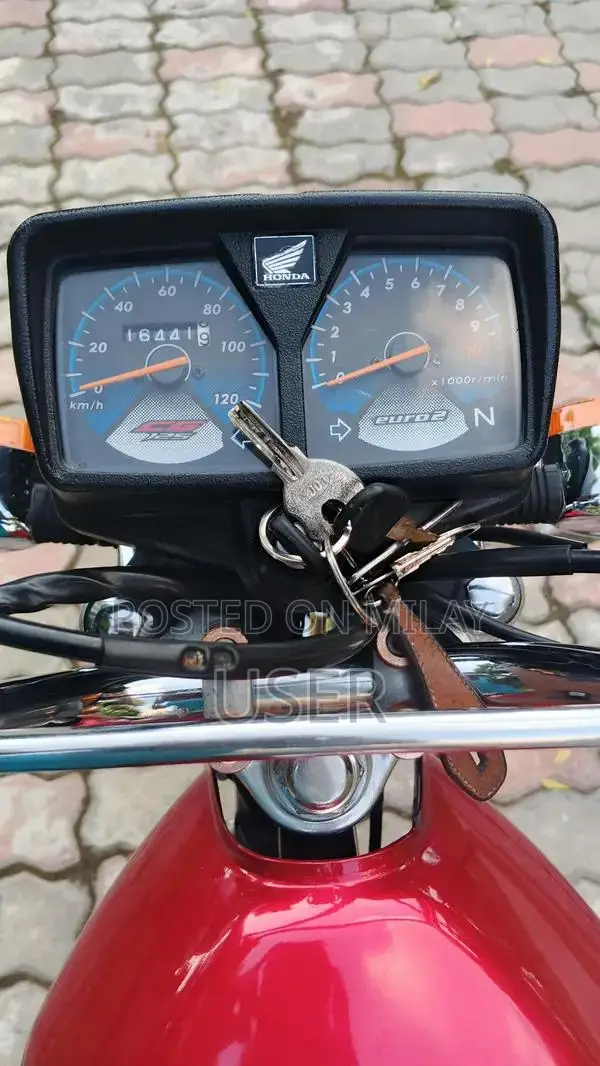 Honda CG 125 Motorcycle 2023 Model - Genuine Condition