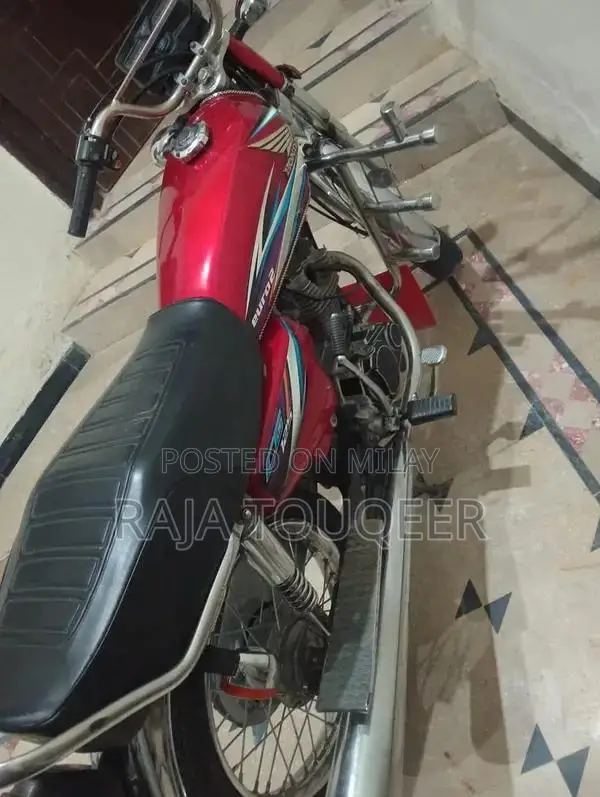 Honda CG 125 Motorcycle 2015 Model