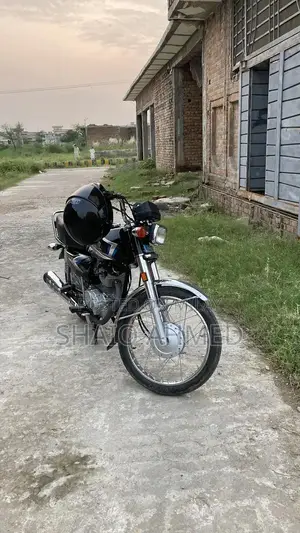 Honda CG 125 Motorcycle 2025 Model