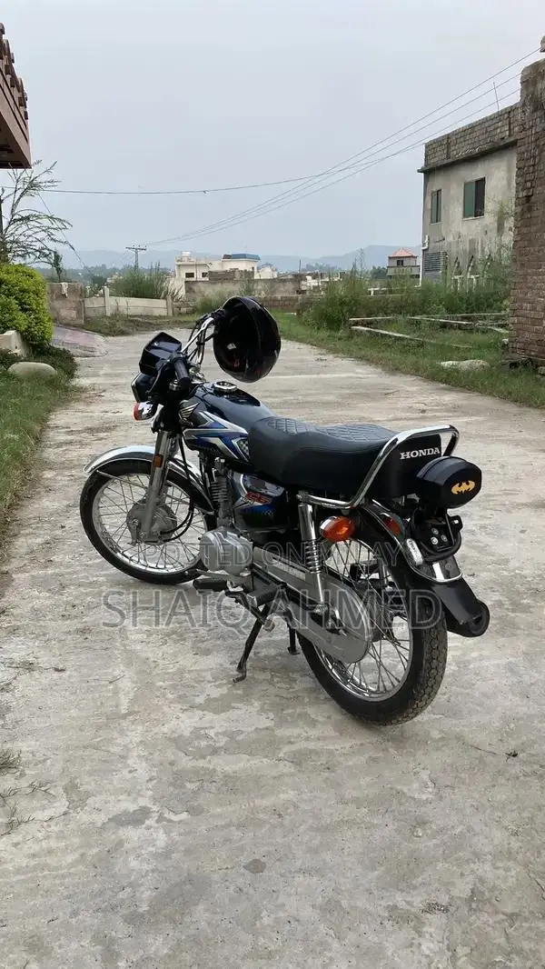 Honda CG 125 Motorcycle 2025 Model