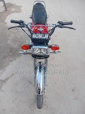 Honda CG 125 Motorcycle - Used Single Cylinder Bike