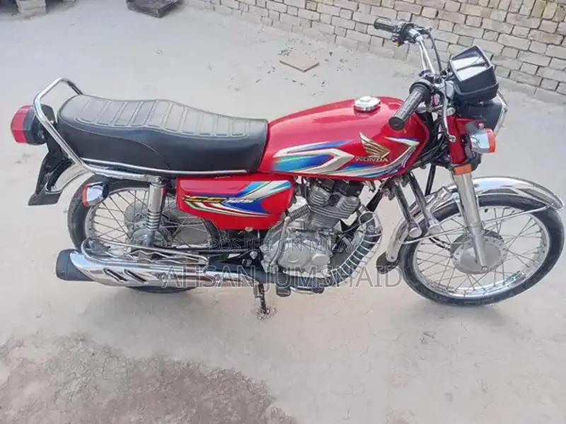 Honda CG 125 Motorcycle - Used Single Cylinder Bike