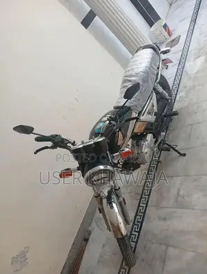 Photo - Honda CG150 Motorcycle - New Model Urban Commuter