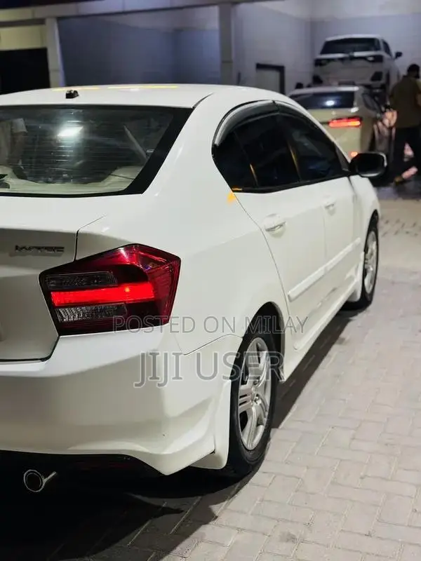 Honda City 1.3 Manual Sedan - Reliable Second-Owner Sedan