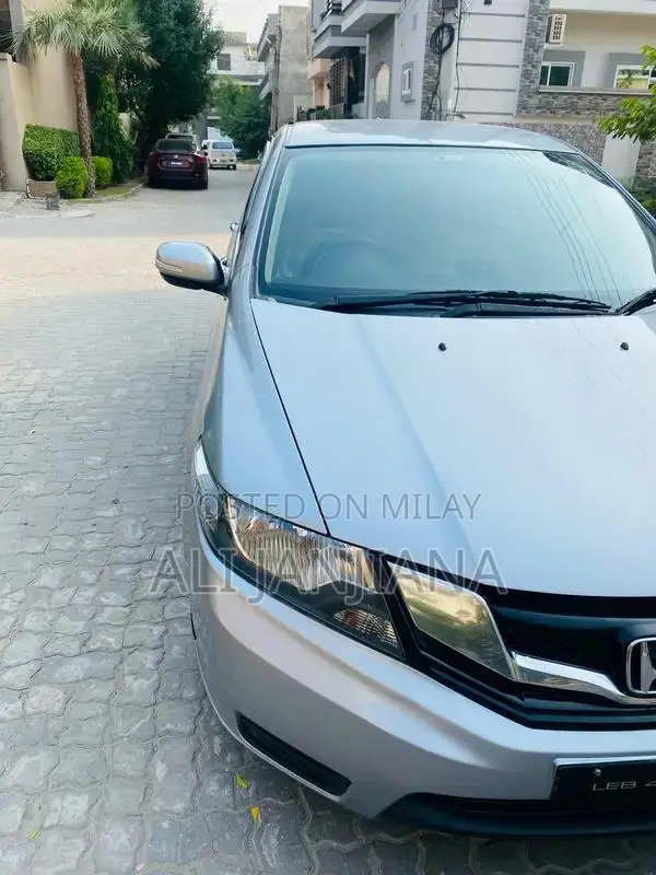 Honda City 1.5 Prosmatic Automatic Sedan