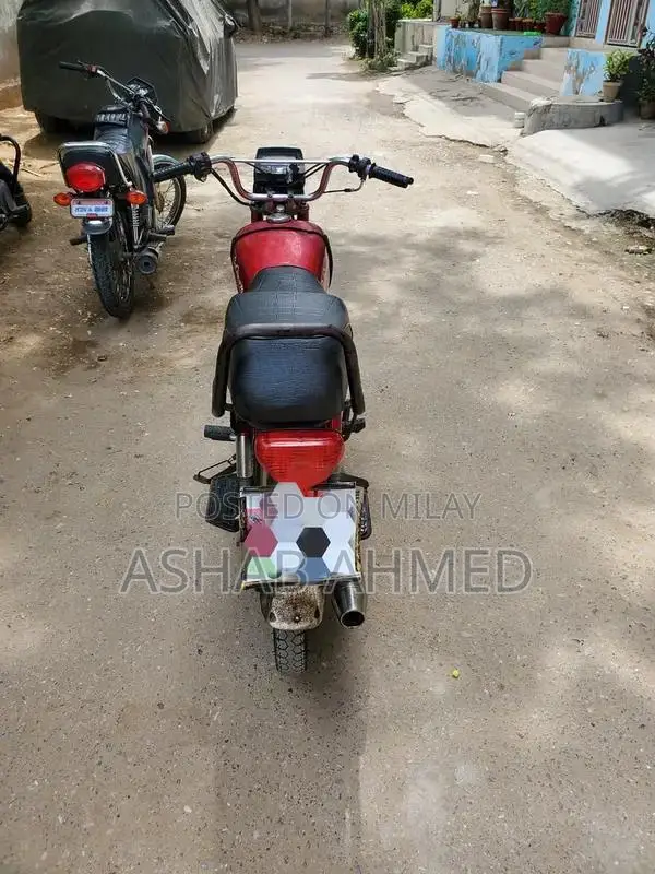 Honda CD 70 Motorcycle - 2008 Model Low Mileage Commuter Bike