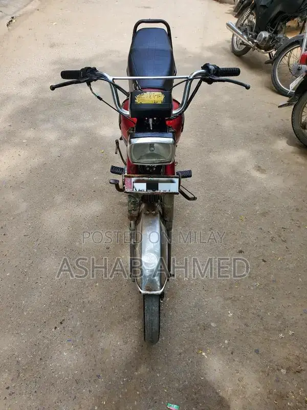 Honda CD 70 Motorcycle - 2008 Model Low Mileage Commuter Bike