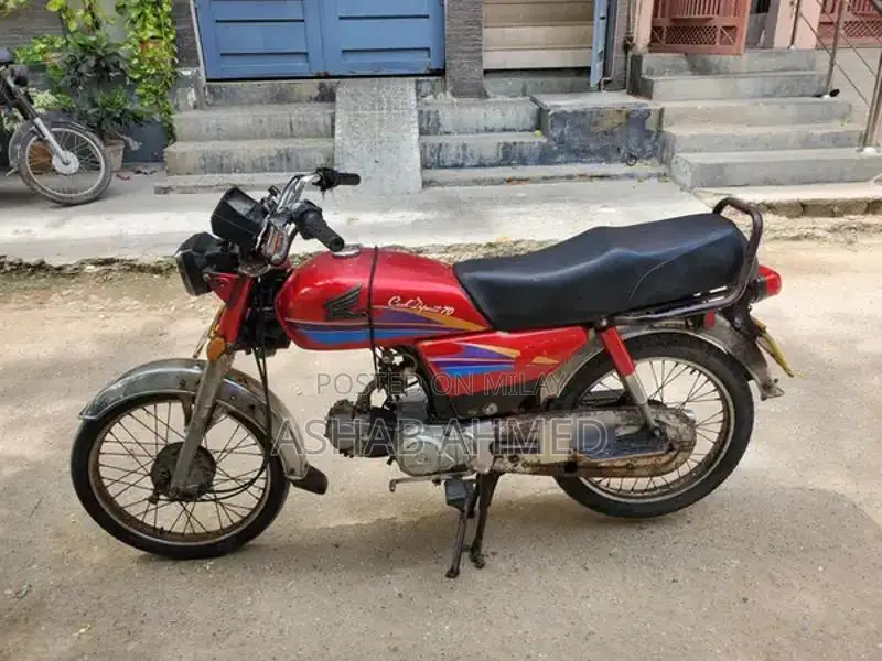 Honda CD 70 Motorcycle - 2008 Model Low Mileage Commuter Bike