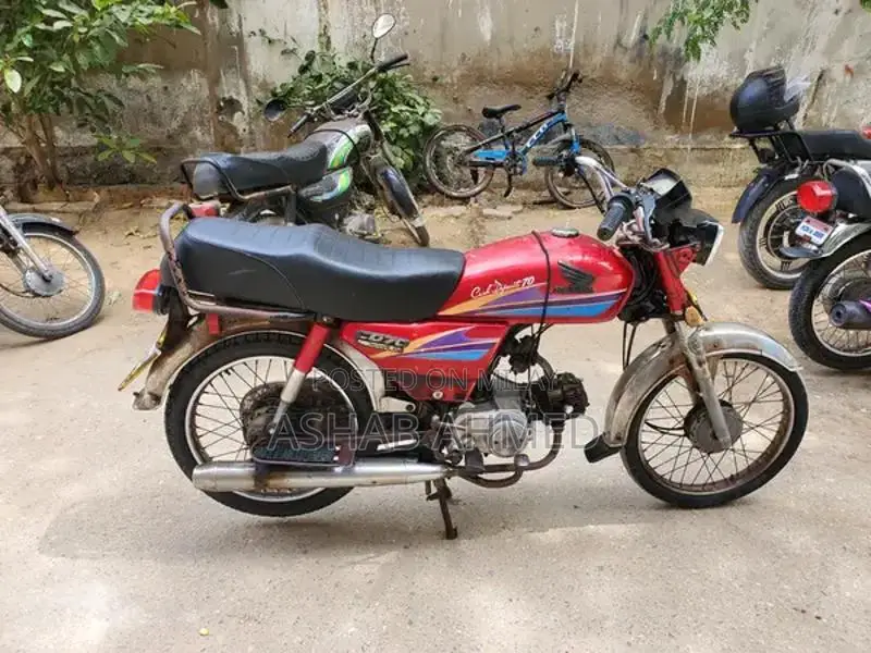 Honda CD 70 Motorcycle - 2008 Model Low Mileage Commuter Bike