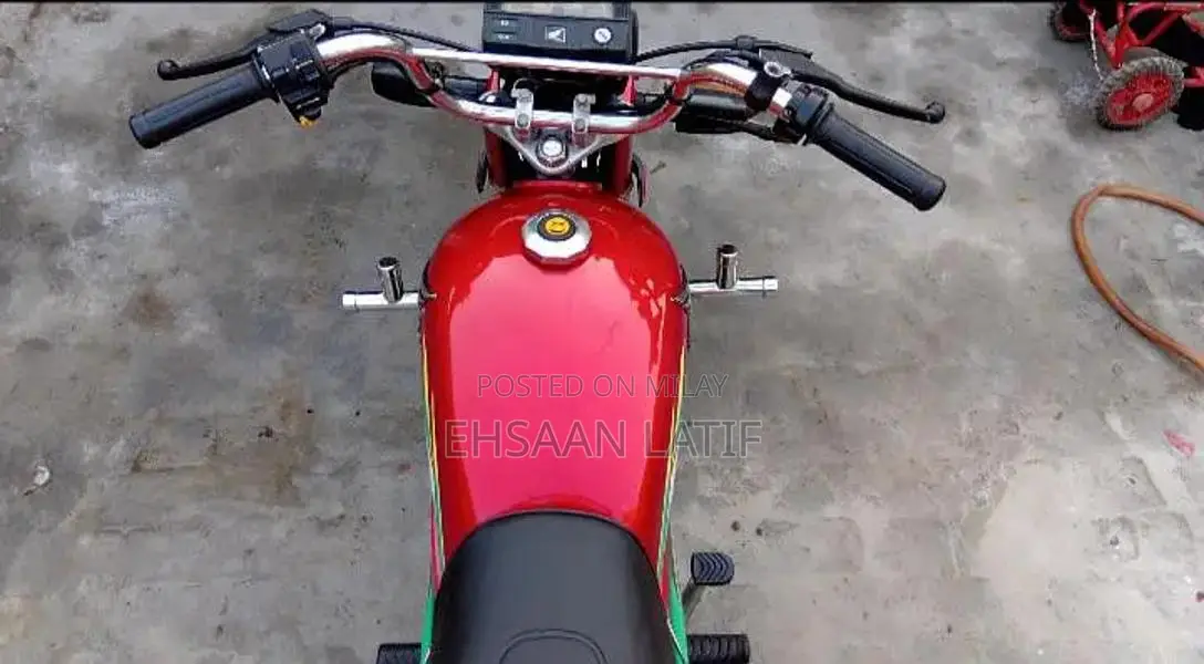 Honda CD 70 Motorcycle 2022 Compact Urban Commuter