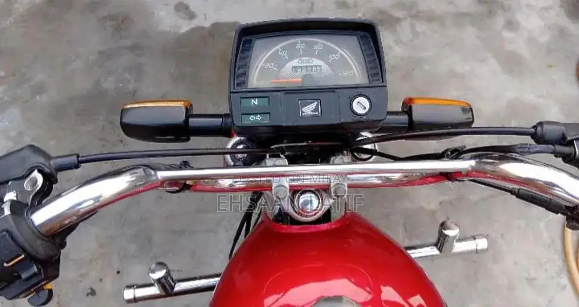 Honda CD 70 Motorcycle 2022 Compact Urban Commuter