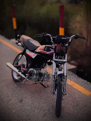 Honda CD 70 Motorcycle 2005 Model Reliable Commuter Bike