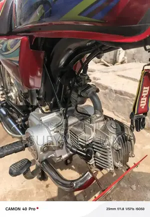 Honda CD 70cc Motorcycle - Classic Commuter Bike