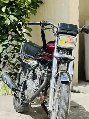 Photo - Honda CG 125 Special Edition Motorcycle