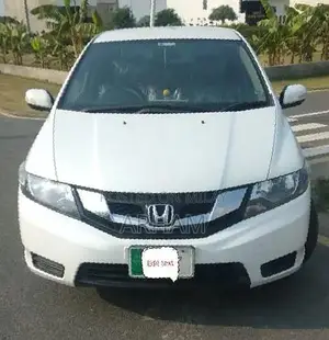 Photo - Honda City Sedan 2018/19 - Low Mileage Brand New Condition