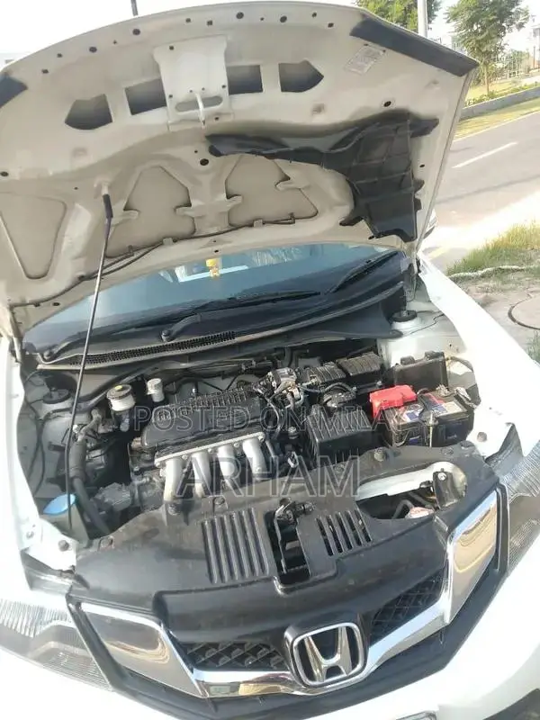 Honda City Sedan 2018/19 - Low Mileage Brand New Condition