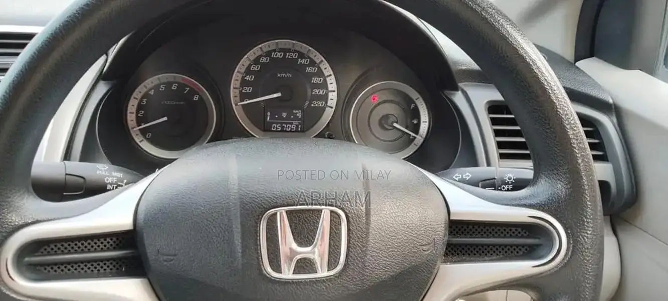 Honda City Sedan 2018/19 - Low Mileage Brand New Condition