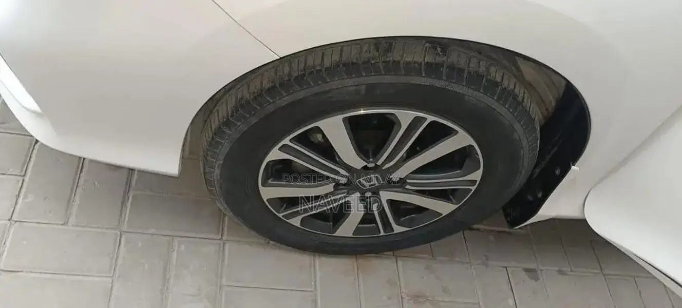 Honda City Aspire CVT Sedan - Premium Compact Car