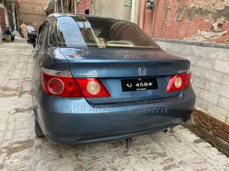 Honda City i-DSI Sedan - Metallic Blue