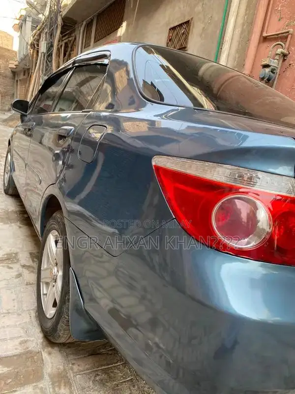 Honda City i-DSI Sedan - Metallic Blue