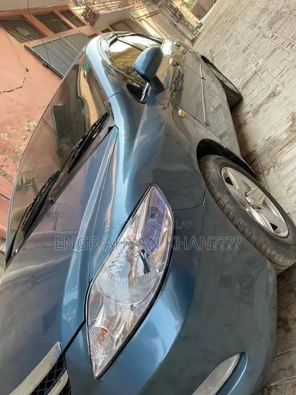 Honda City i-DSI Sedan - Metallic Blue