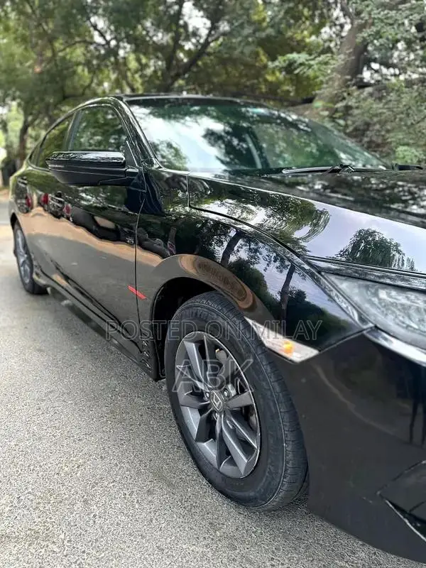 Honda Civic 2020 Sedan - Low Mileage Sedan