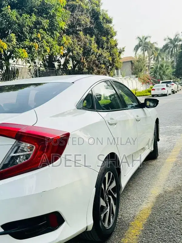 2017 Honda Civic Fabric Converter Sedan - Low Mileage