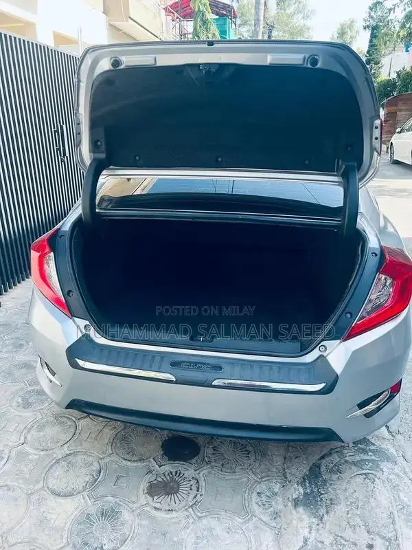 Honda Civic Oriel 2021 Sedan - Stylish Compact Car