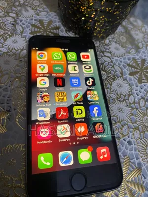 Photo - Apple iPhone 6s 32 GB Gray