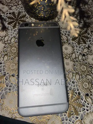 Apple iPhone 6s 32 GB Gray