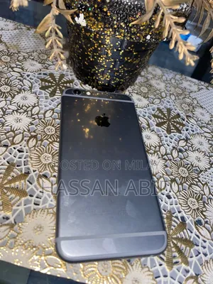 Apple iPhone 6s 32 GB Gray