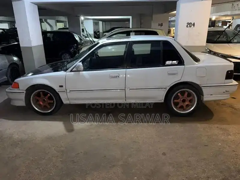 Honda Civic EF 90/91 Sunroof Variant with Modifications