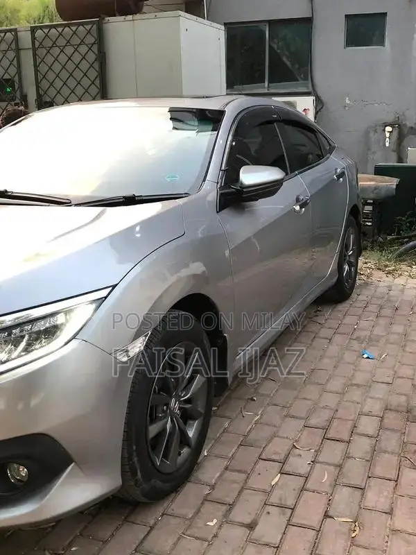 Honda Civic VTi Oriel Prismatic Sedan