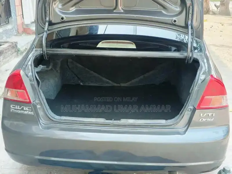 Honda Civic VTi Oriel Prosmatec Sedan - Automatic Transmission