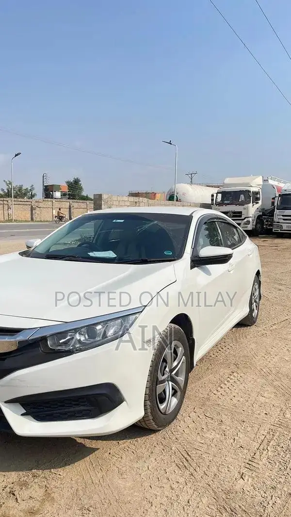 Honda Civic X Base Model 2016 Sedan