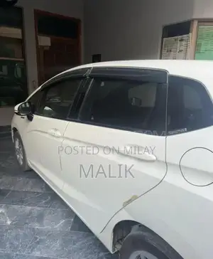 Honda Fit 2014 Compact White Hatchback Sedan