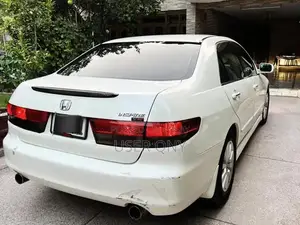 Honda Inspire 3.0 V6 Sedan - Pearl White Executive Sedan