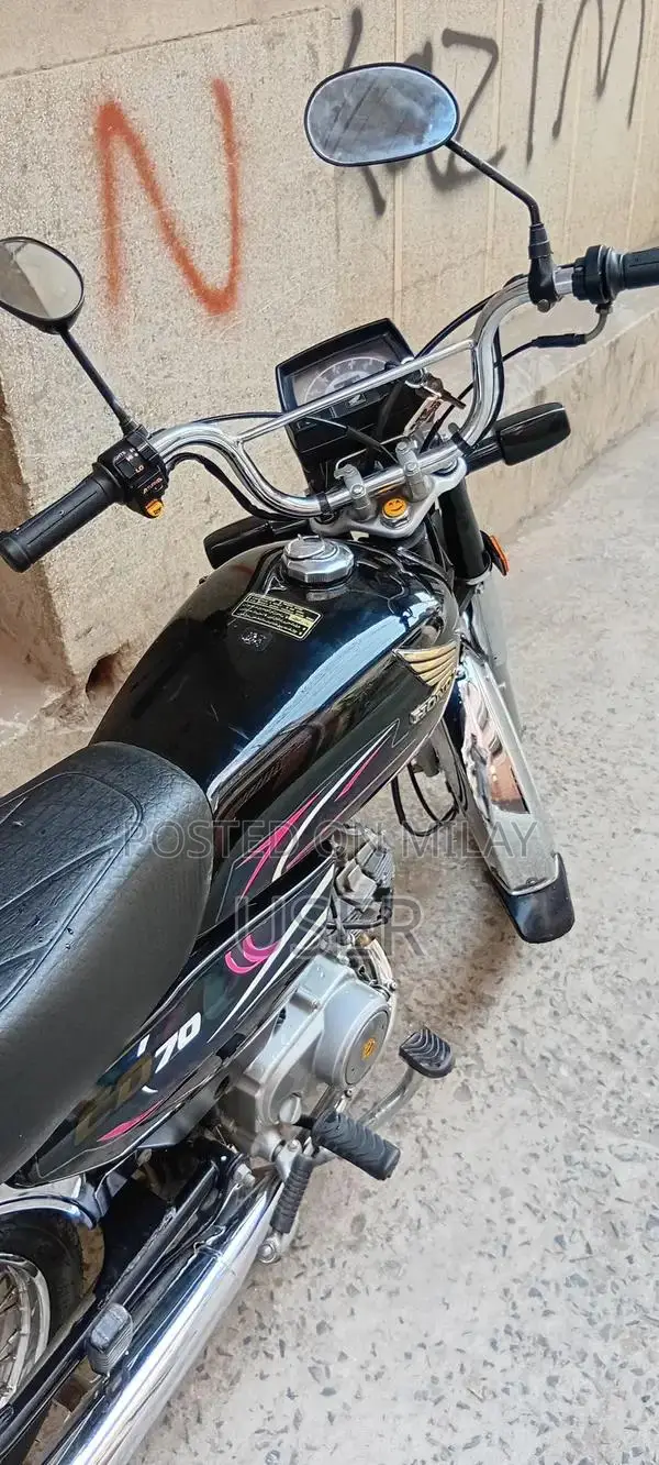 Honda CD 70cc Motorcycle 2024 - Pristine Condition