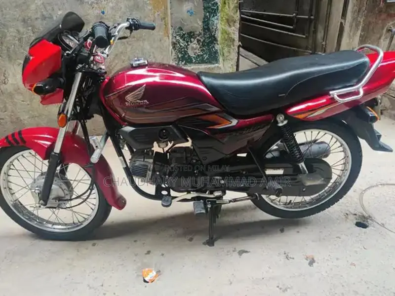Honda Pridor Motorcycle - Well-Maintained Performance Bike