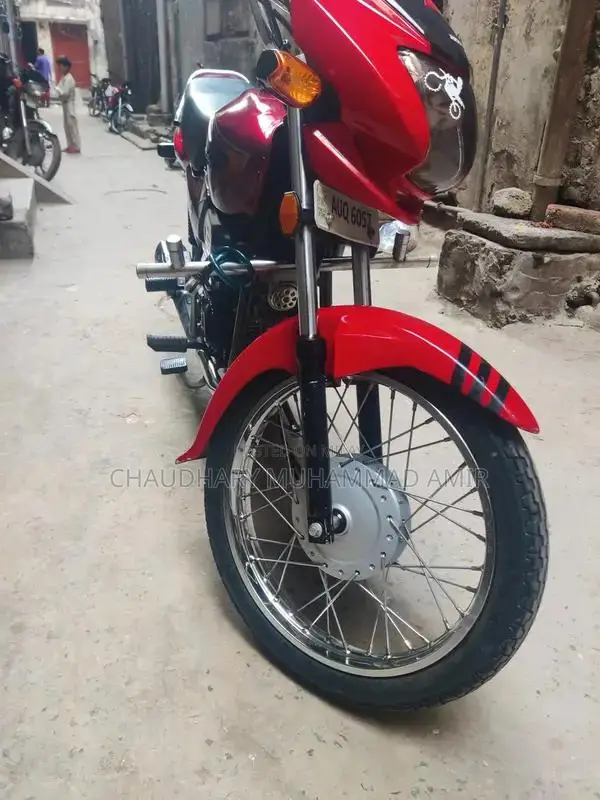 Honda Pridor Motorcycle - Well-Maintained Performance Bike